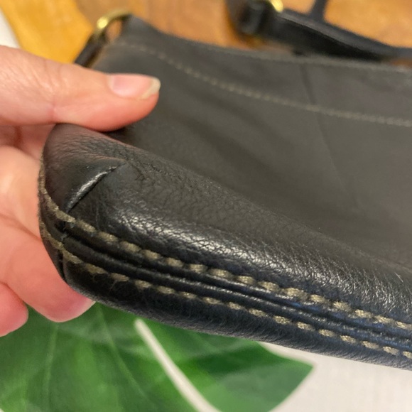 Fossil Pebbled Leather Crossbody bag - Picture 4 of 12